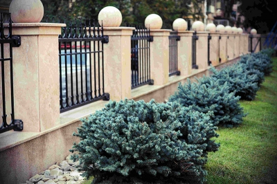 Столбы для забора из натурального камня